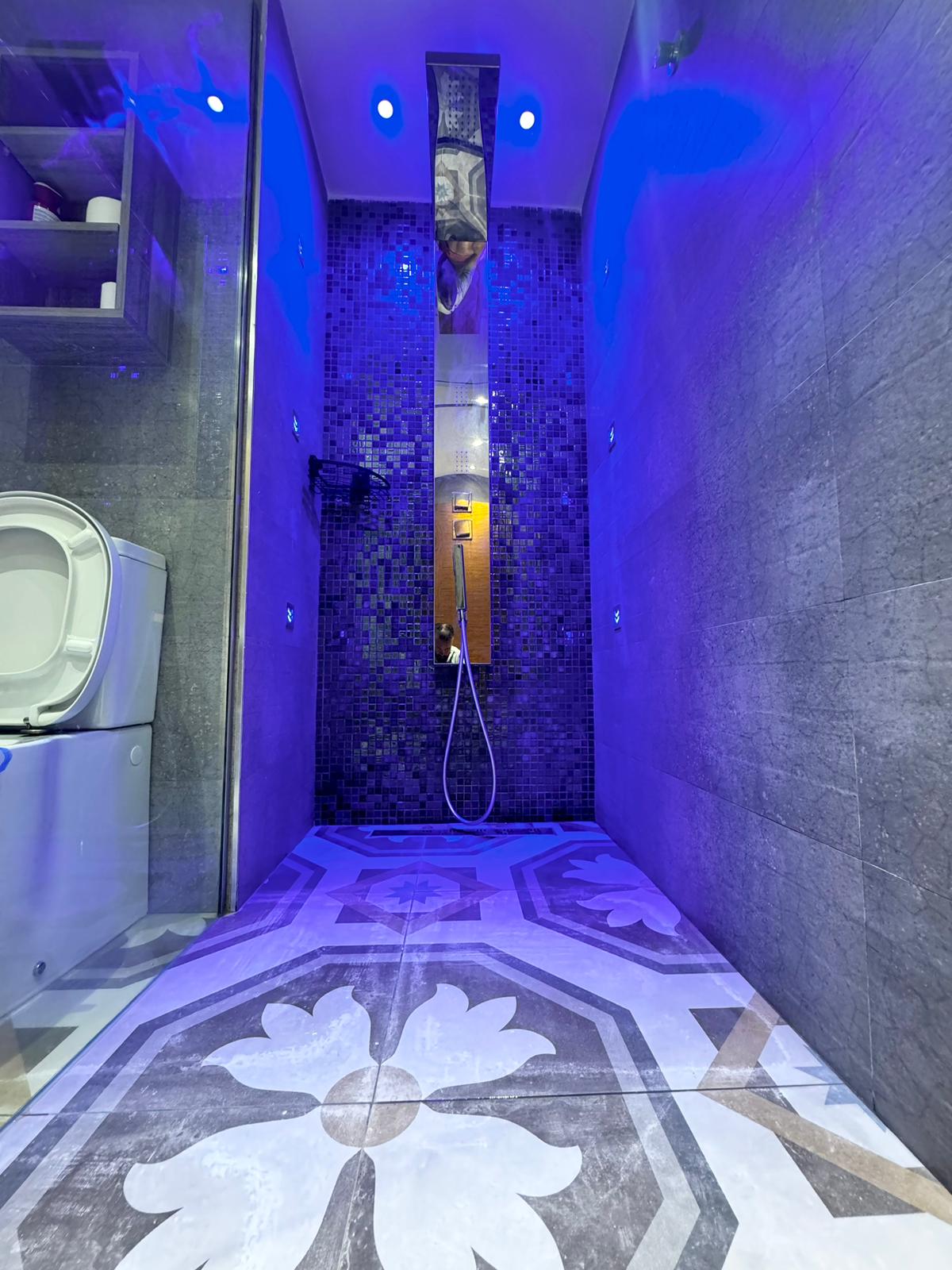 WhatsApp Image 2025-11-08 at 09.19.18 (2)