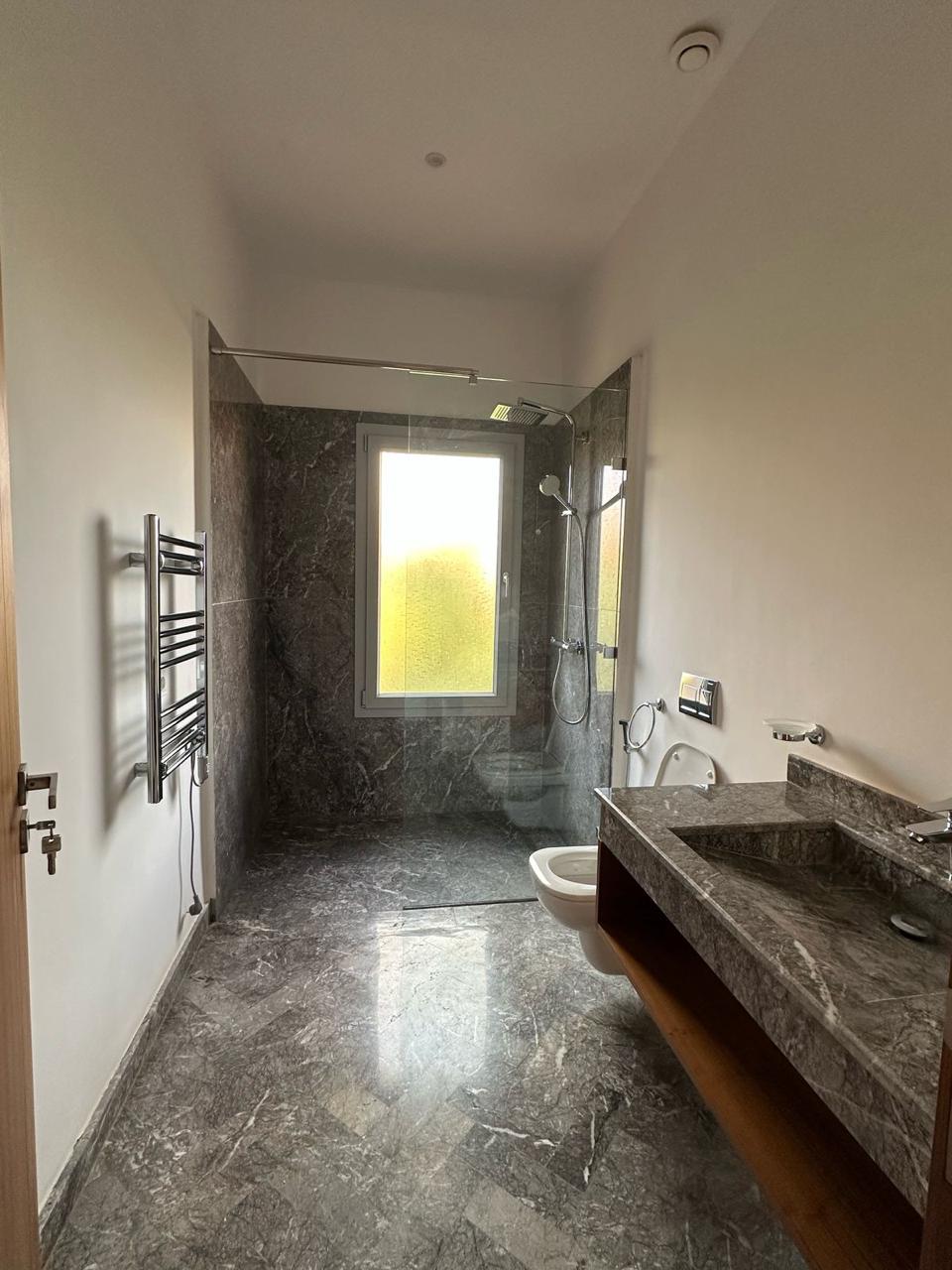 WhatsApp Image 2025-12-14 at 15.27.04