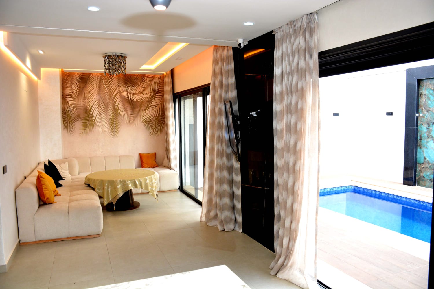 WhatsApp Image 2025-12-16 at 14.13.21